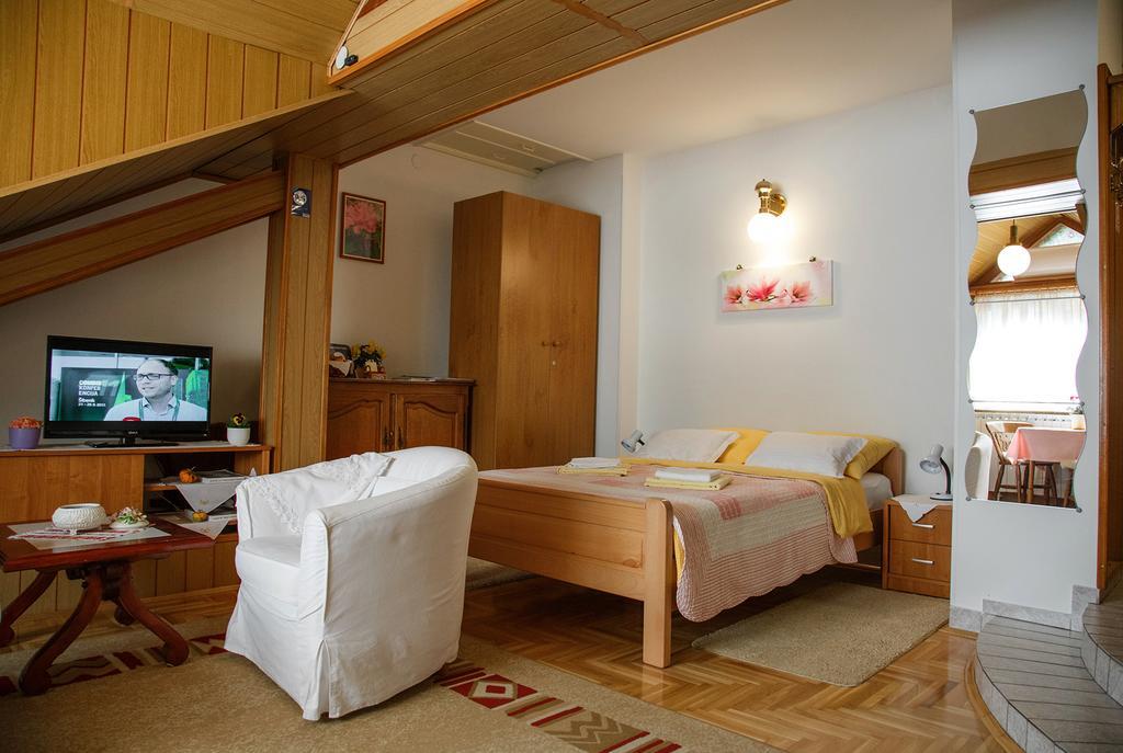 Apartment Ferk Zagreb Exterior photo